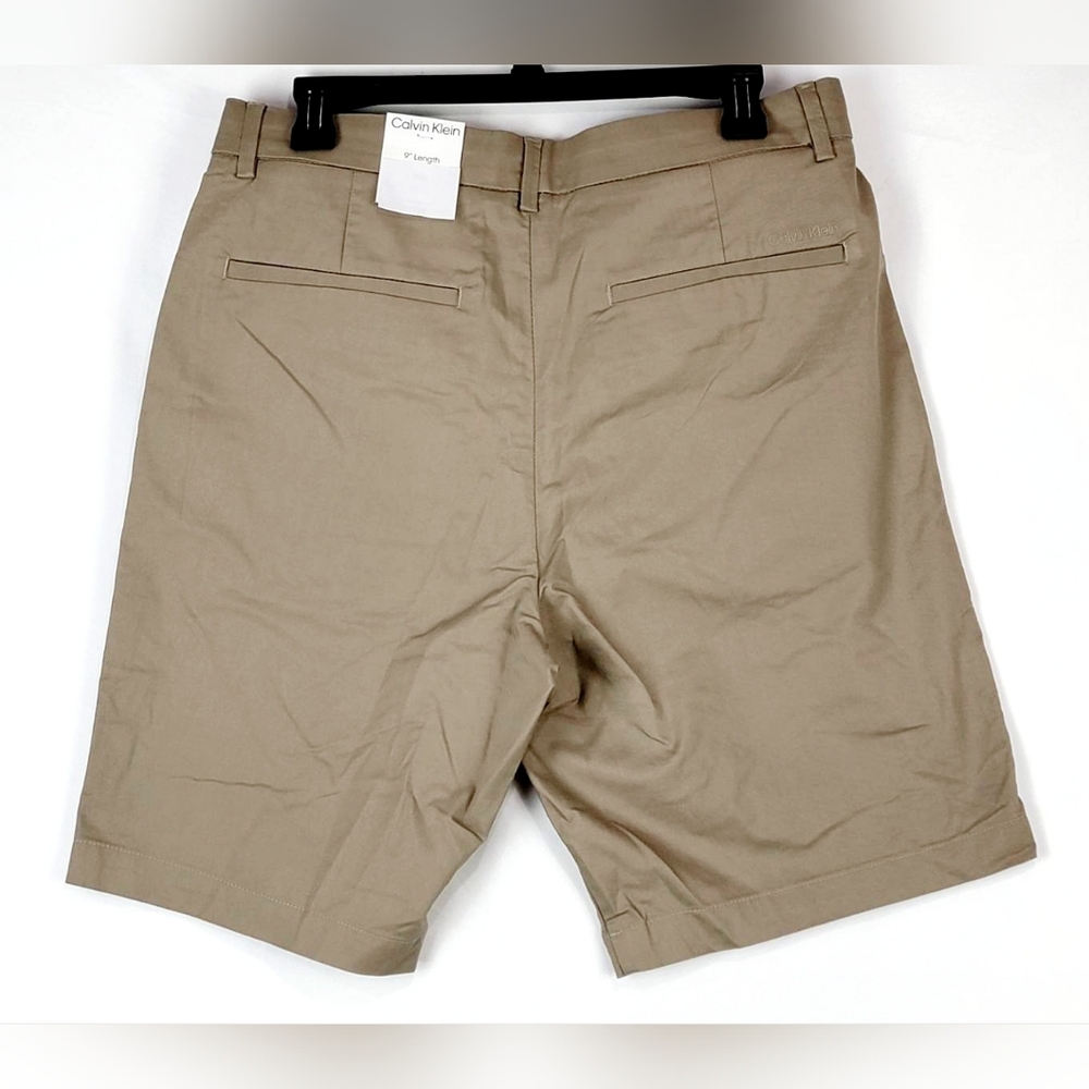 $79 Calvin Klein Mens Refined Slim Fit 9" Short - Picture 6 of 11